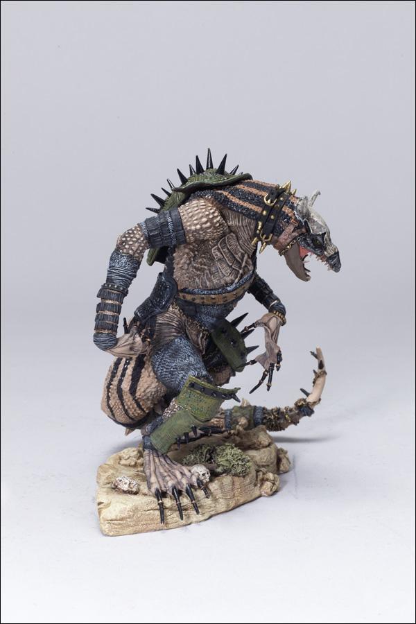 Figurka KOMODO DRAGON - MCFARLANE'S DRAGONS SERIES 3: QUEST FOR THE LOST KING