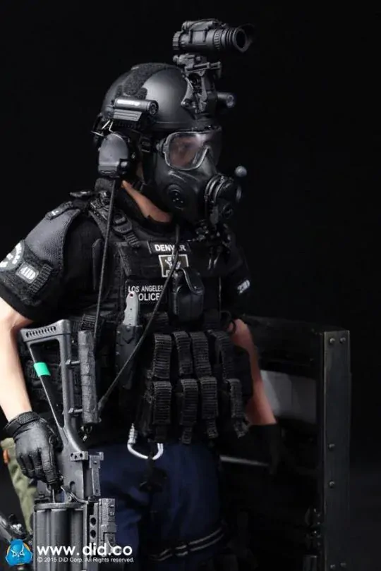 Figurka Denver - LAPD SWAT 2.0 Point-Man 1/6 Scale Figure
