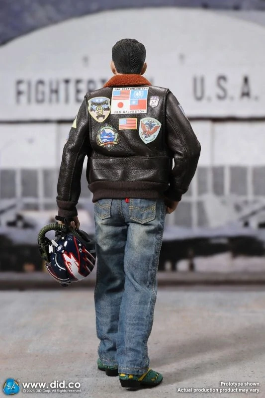 Figurka Maverick (US Navy Naval Aviator Lieutenant Pete Mitchell) - Top Gun 1/6 Action Figure