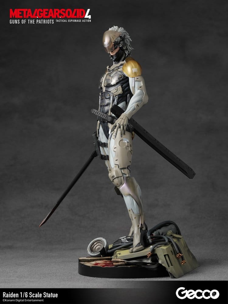 Soška Raiden - Metal Gear Solid 4 Guns of the Patriots Statue 1/6