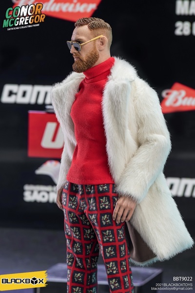 Figurka Conor McGregor (Suit Version) 1/6 Action Figure