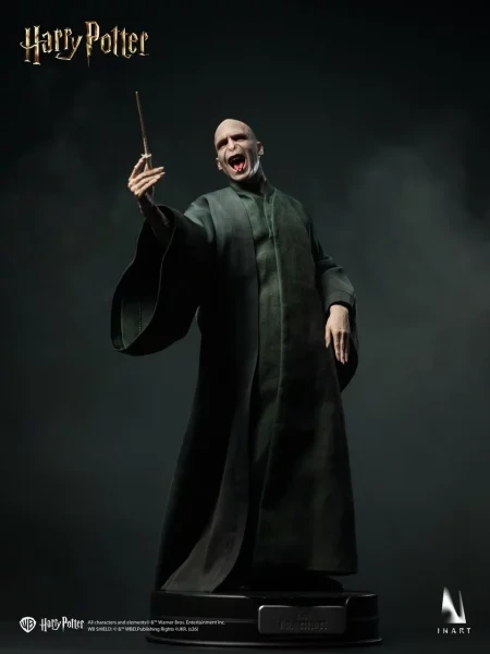 Figurka Voldemort - Harry Potter And The Deathly Hallows 1/6 Deluxe Action Figure