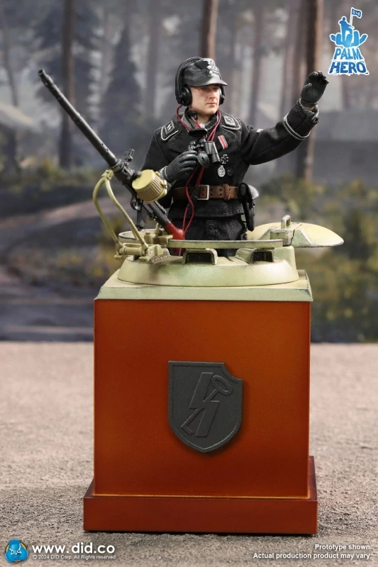 Diorama German Tiger II Tank Diorama (Sand) 1/12 Palm Hero Series