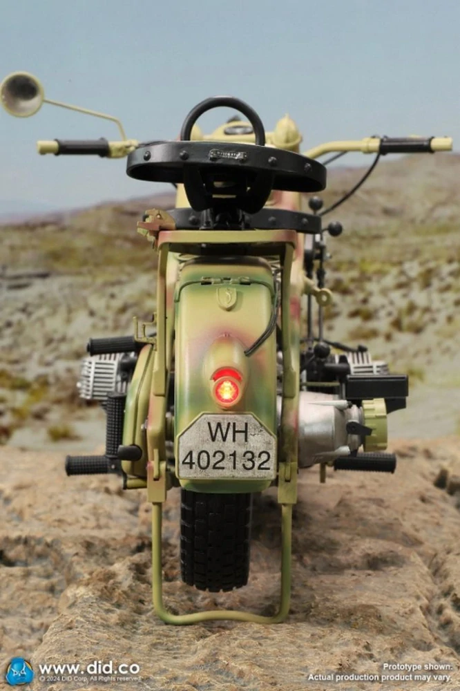 Motocykl 1/6 WWII German Zündapp KS 750 Motorcycle with Sidecar (3 Colors Camo)