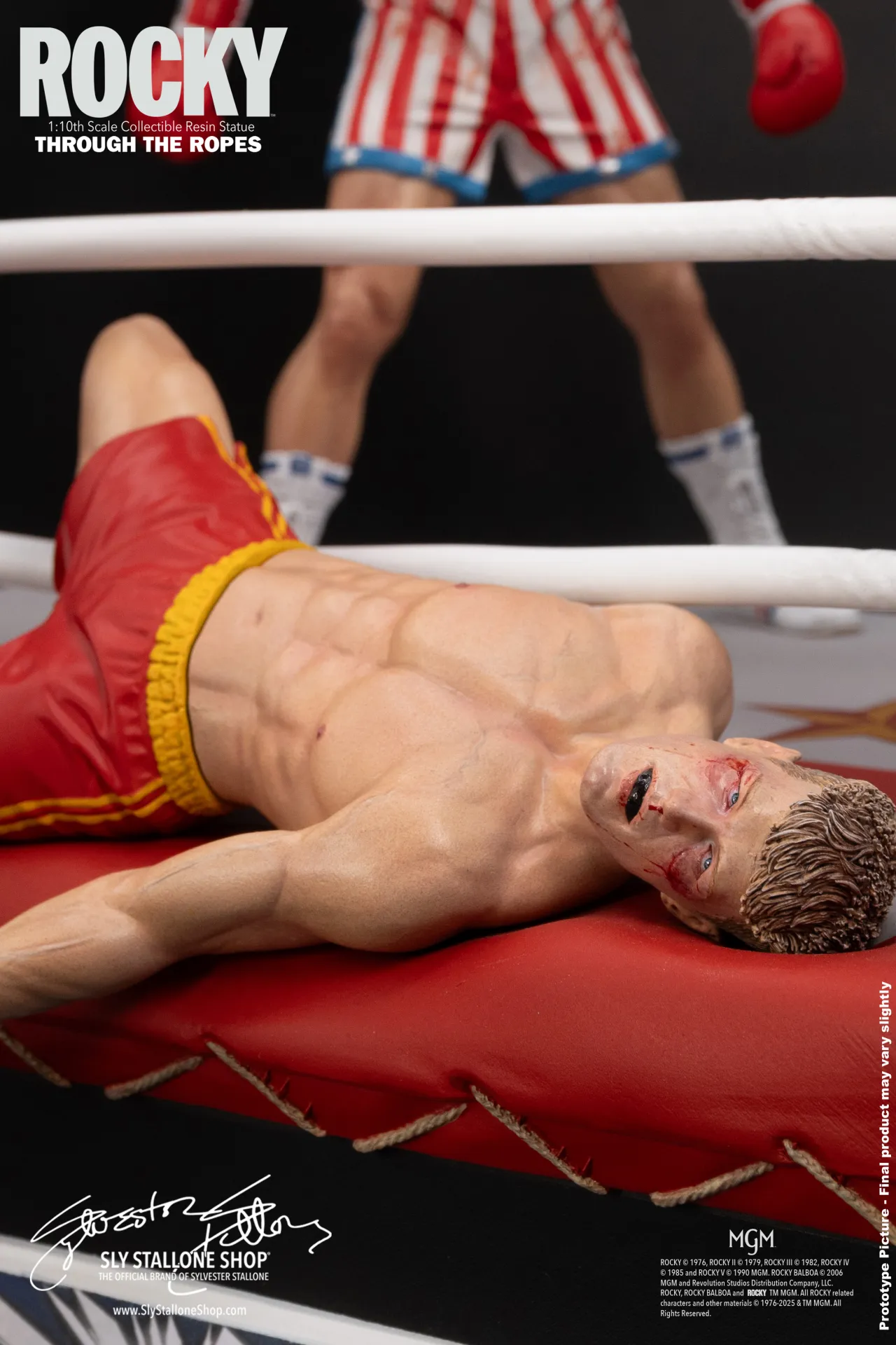 Soška Rocky Over Drago Through The Ropes 1/10 Statue