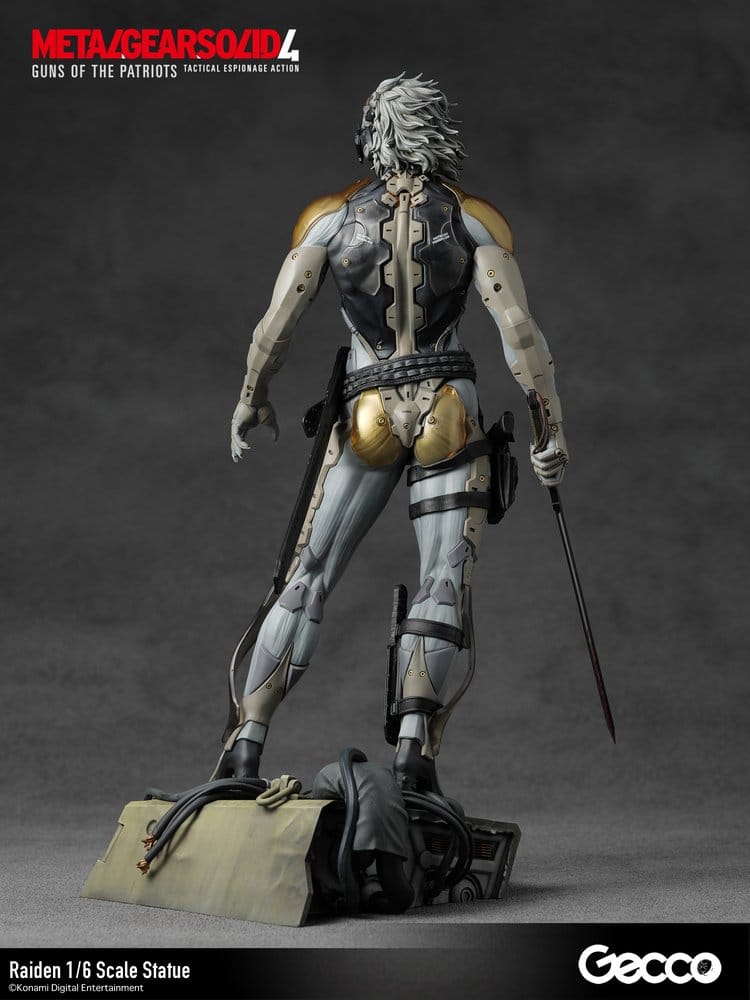 Soška Raiden - Metal Gear Solid 4 Guns of the Patriots Statue 1/6