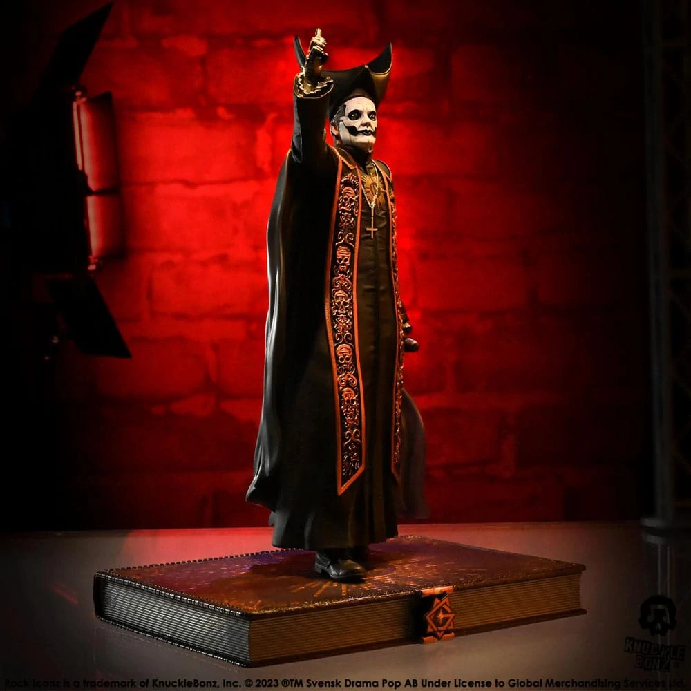 Soška Papa Emeritus IV (Black Robes) - Ghost Rock Iconz Statue 1/9