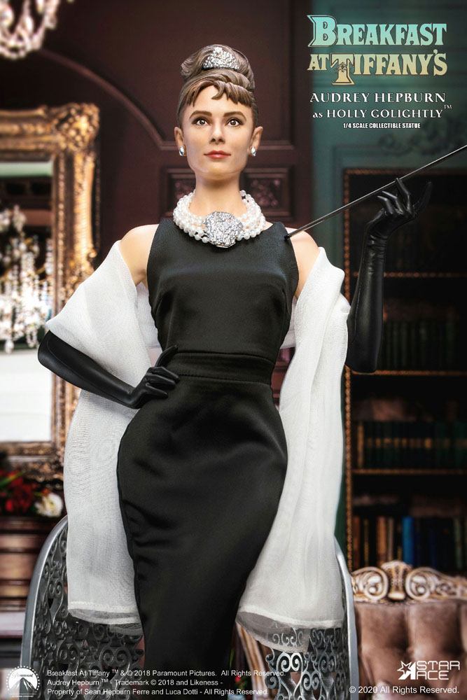 Soška Holly Golightly (Audrey Hepburn) - Breakfast at Tiffany's Statue 1/4