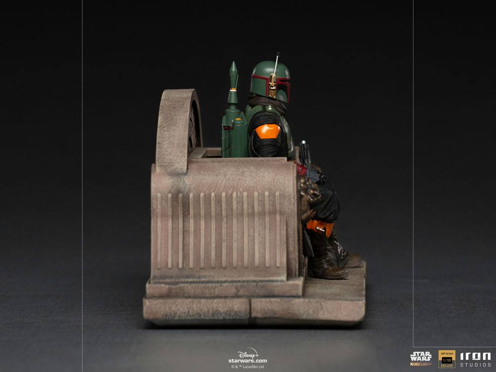 Soška Boba Fett on Throne - Star Wars The Mandalorian Deluxe Art Scale Statue 1/10