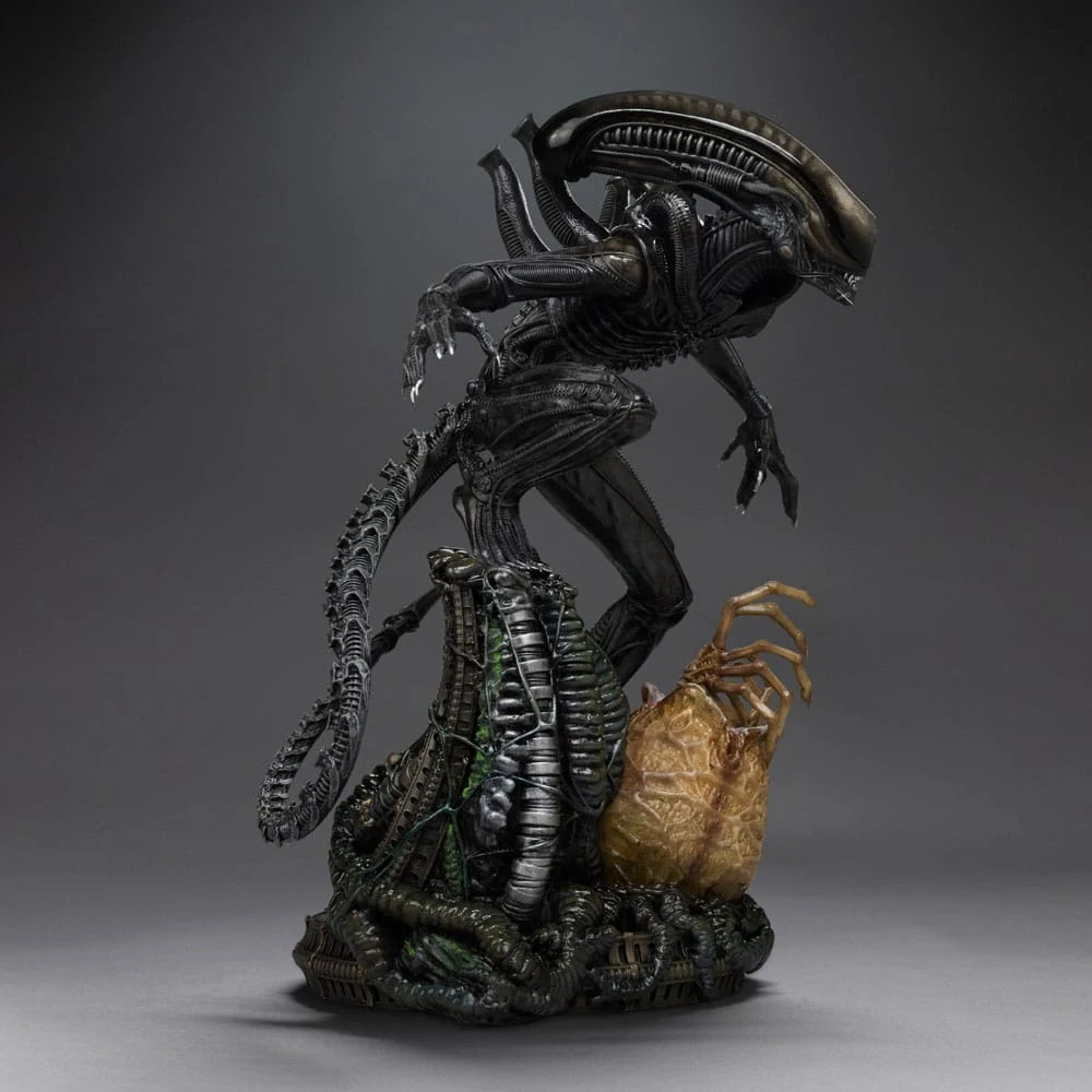 Soška Alien Big Chap - Alien Art Scale Statue 1/10