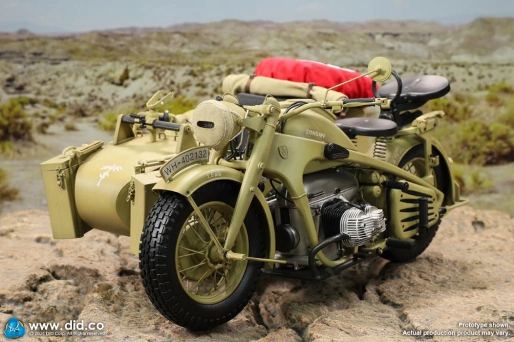 Motocykl 1/6 WWII German Zündapp KS 750 Motorcycle with Sidecar (Sand)