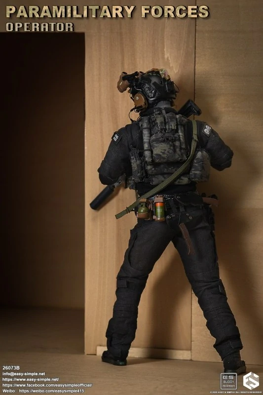 Figurka Operator - Paramilitary Forces 1/6 Figure