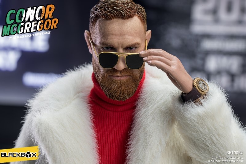 Figurka Conor McGregor (Suit Version) 1/6 Action Figure
