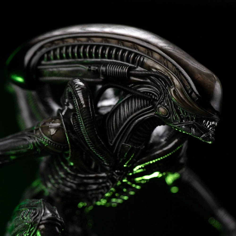 Soška Alien Big Chap - Alien Art Scale Statue 1/10