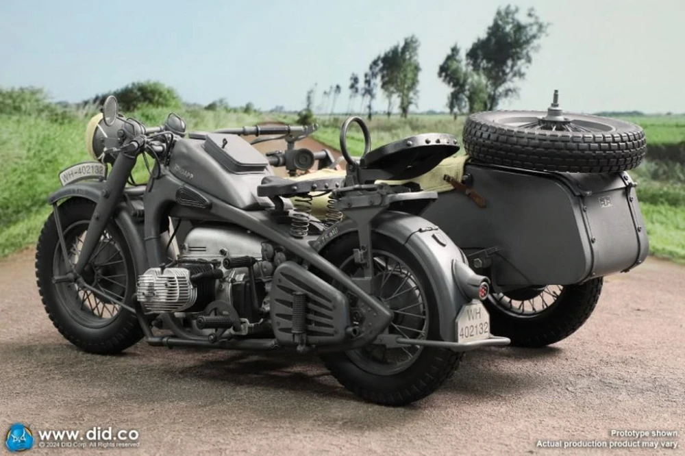 Motocykl 1/6 WWII German Zündapp KS 750 Motorcycle with Sidecar (Grey)