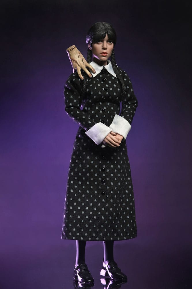 Figurka Wednesday (Classic Dress) - Wednesday Action Figure