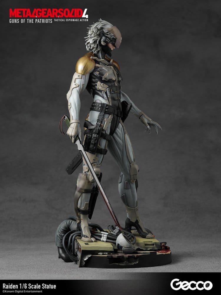 Soška Raiden - Metal Gear Solid 4 Guns of the Patriots Statue 1/6