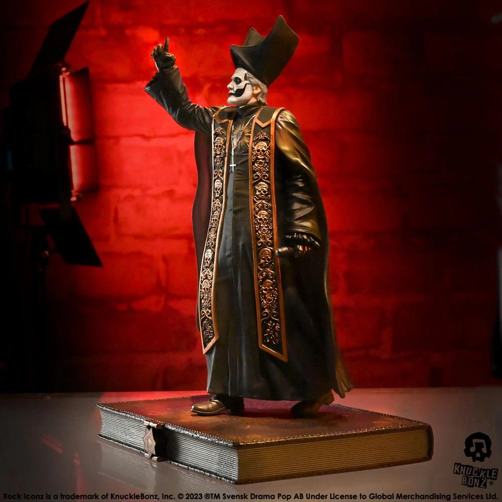 Soška Papa Emeritus IV (Black Robes) - Ghost Rock Iconz Statue 1/9