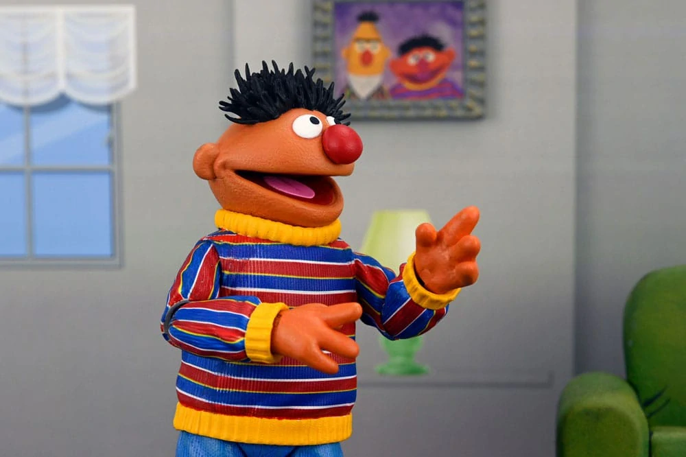 Figurka Ultimate Ernie - Sesame Street Ultimate Action Figure