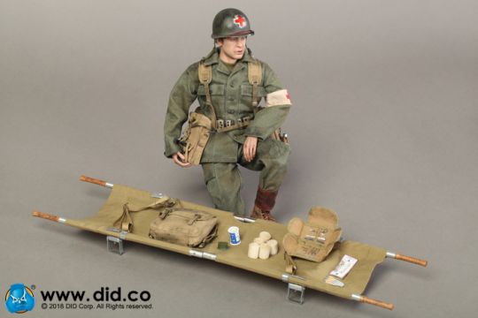 Figurka Dixon - 77th Infantry Division Combat Medic 1/6 Action Figure
