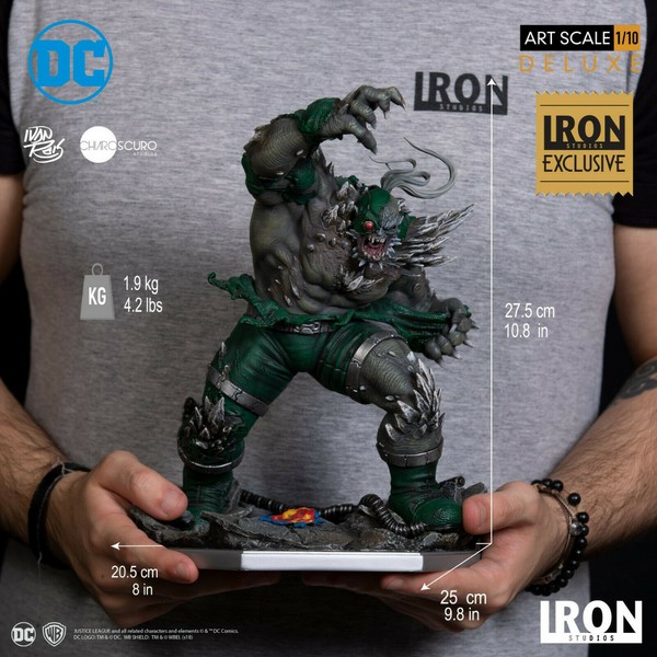 Soška Doomsday - DC Comics Deluxe Art Scale Statue 1/10