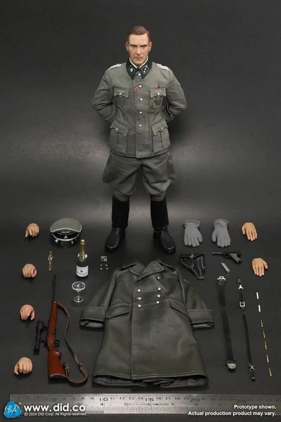 Figurka Amon Göth (Schindler's List) - WII German Officer 1/6 Action Figure