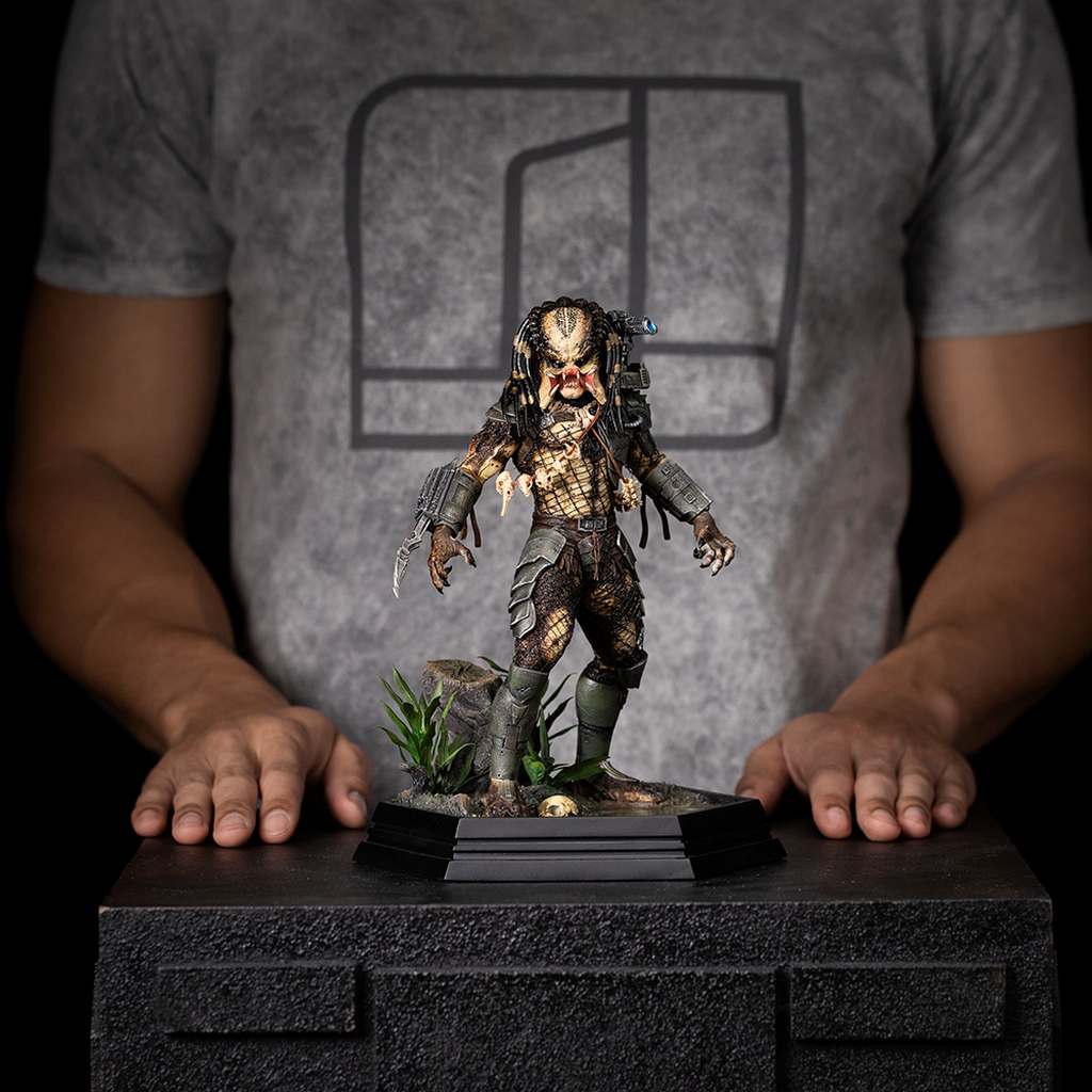 Soška Jungle Hunter Predator Art Scale Statue 1/10