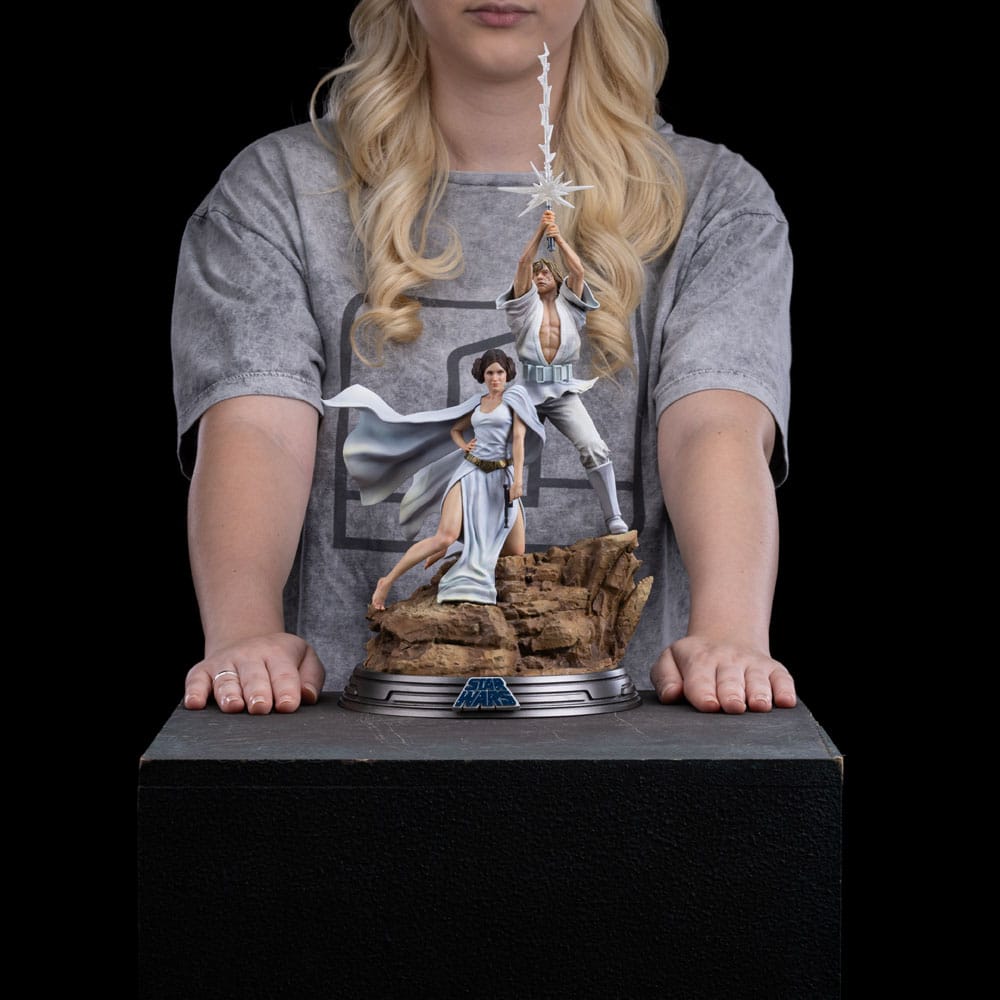 Soška Luke and Leia - Star Wars Deluxe Art Scale Statue 1/10