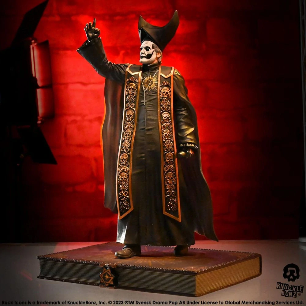 Soška Papa Emeritus IV (Black Robes) - Ghost Rock Iconz Statue 1/9