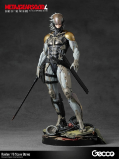 Soška Raiden - Metal Gear Solid 4 Guns of the Patriots Statue 1/6